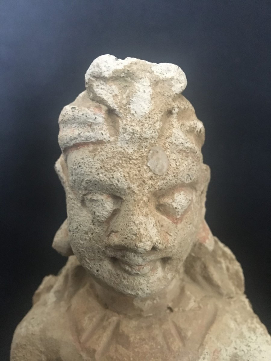 Bust Of Orant Or Adoring (stucco Fragment). Greco-buddhist Art Of Gandhara. Asia Statue-photo-1