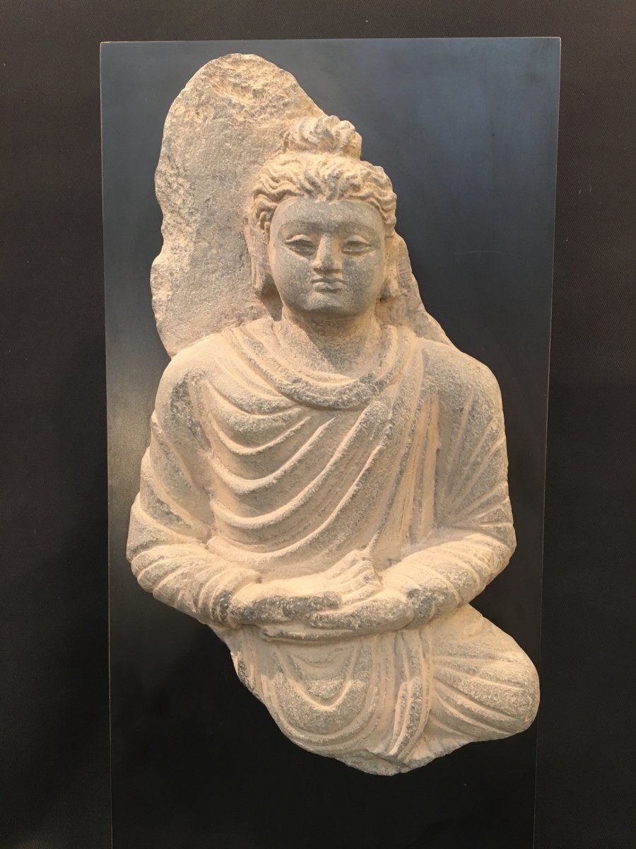 2750 Carat  Museum Grade Australian Jade Ganesh Carving  4.23 X 2.76