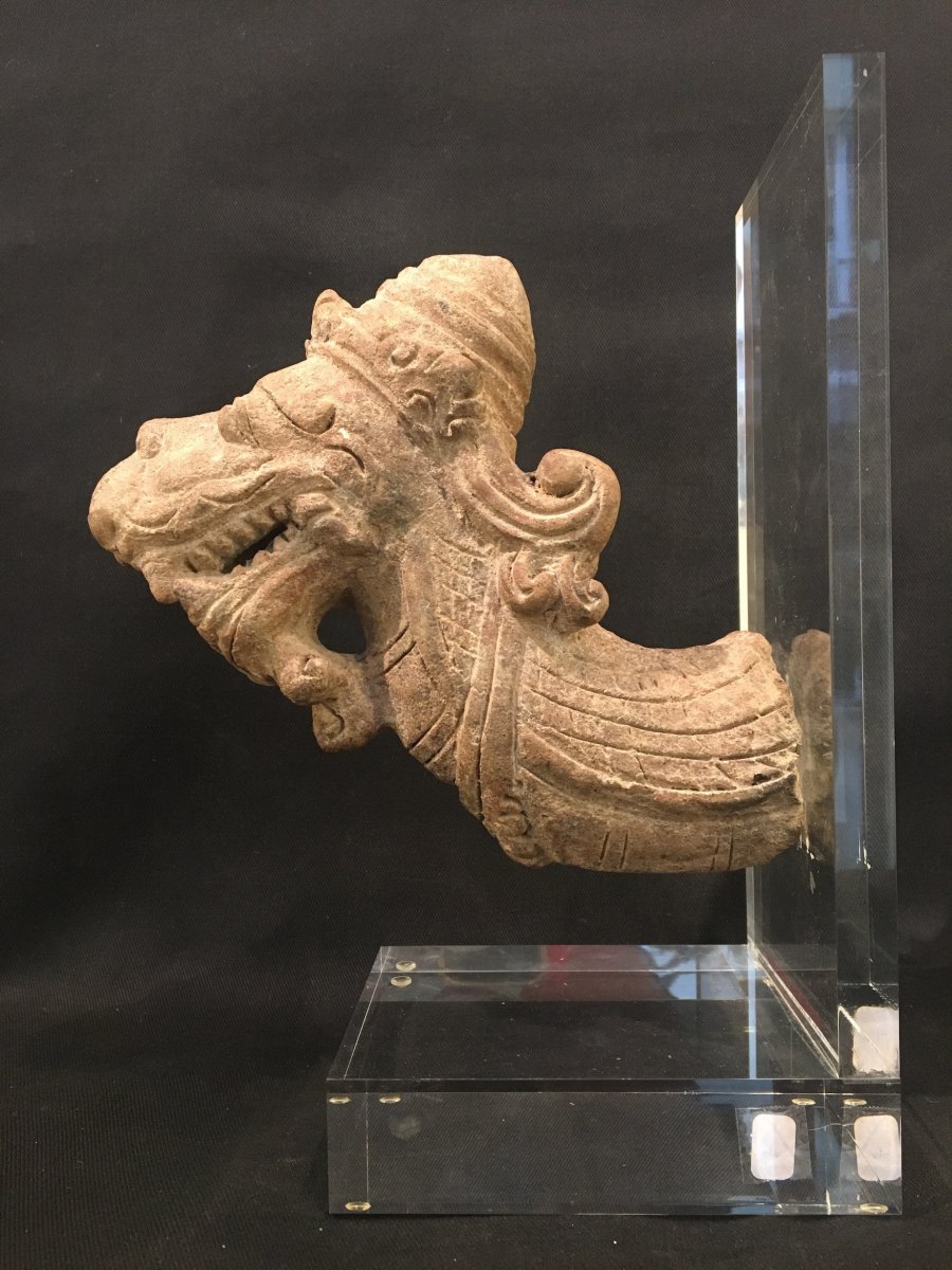 Naga Serpent Head In Terracotta, Majapahit Period, Circa XIV - XV Th Javanese Indonesia. Asia