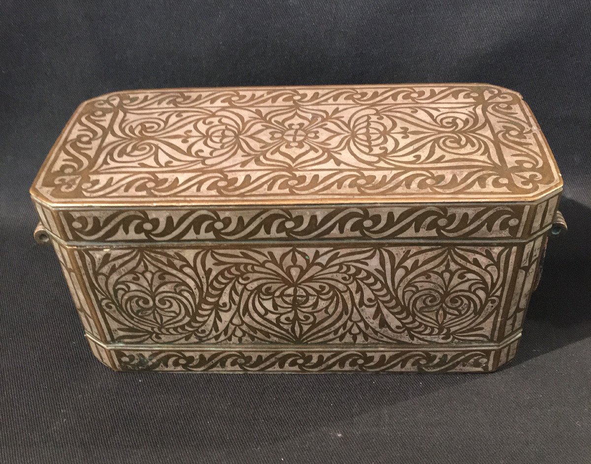 Betel Box With Compartments. Usual Object, Popular Art. Tradition Asia, Philippines.-photo-2