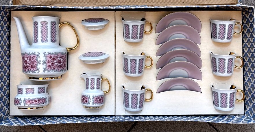 Pirkenhammer Czech Porcelain "lada Porcelain Set"
