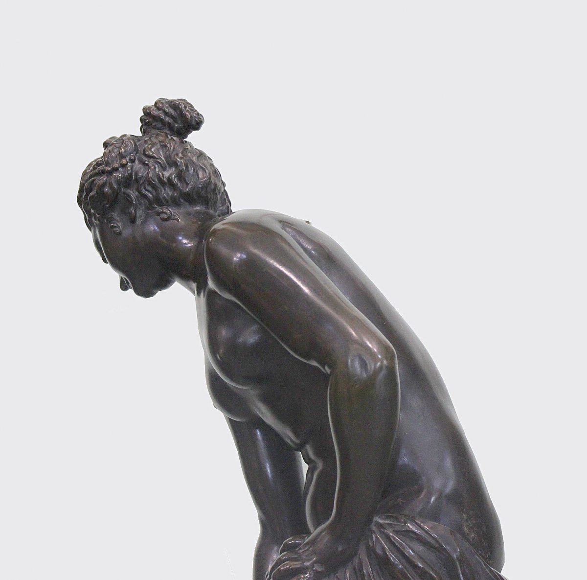  Bronze Français Impressionnant Et Lourd De Vénus. Du 19e Siècle. Hauteur: 88 cm-photo-3