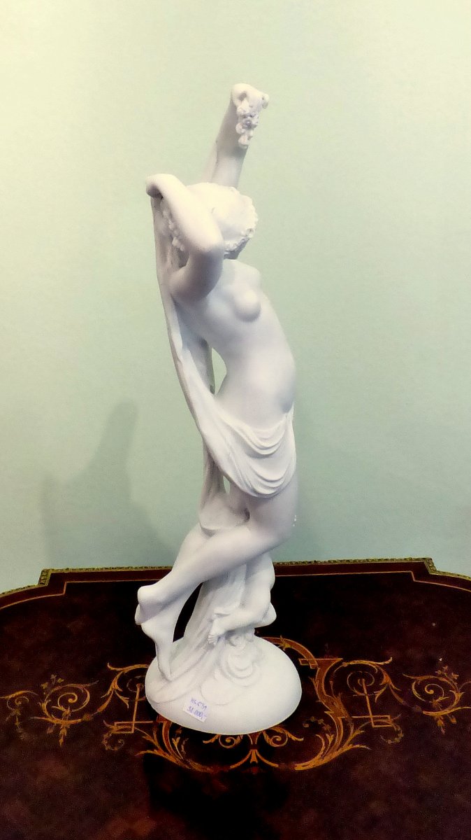 French Biscuit Porcelain Figurine Representing A Woman .height: 55cm-photo-3