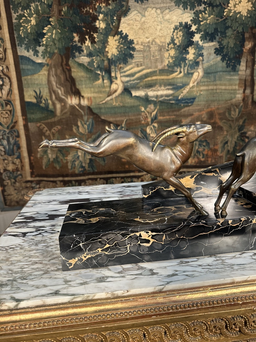 3 Gazelles On A Marble Base -photo-3
