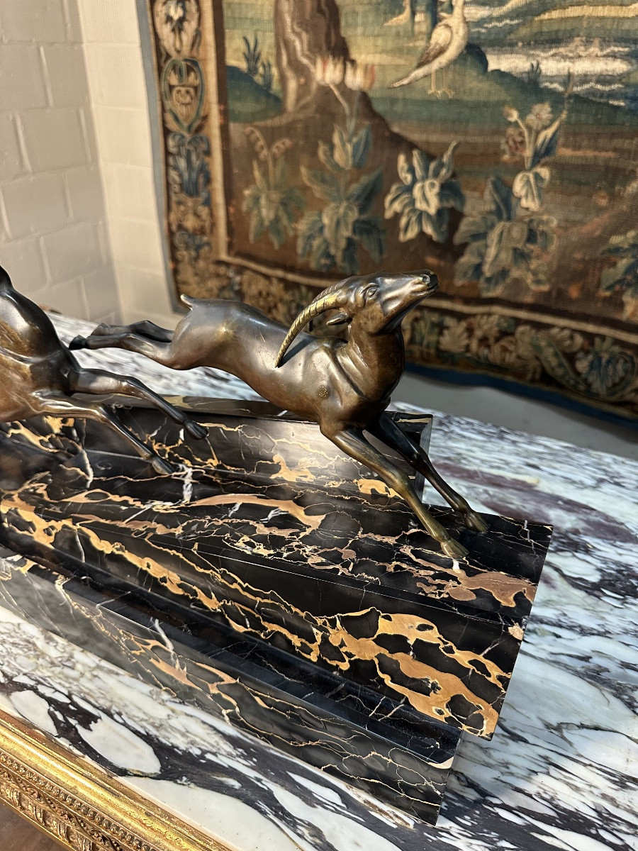 3 Gazelles On A Marble Base -photo-4