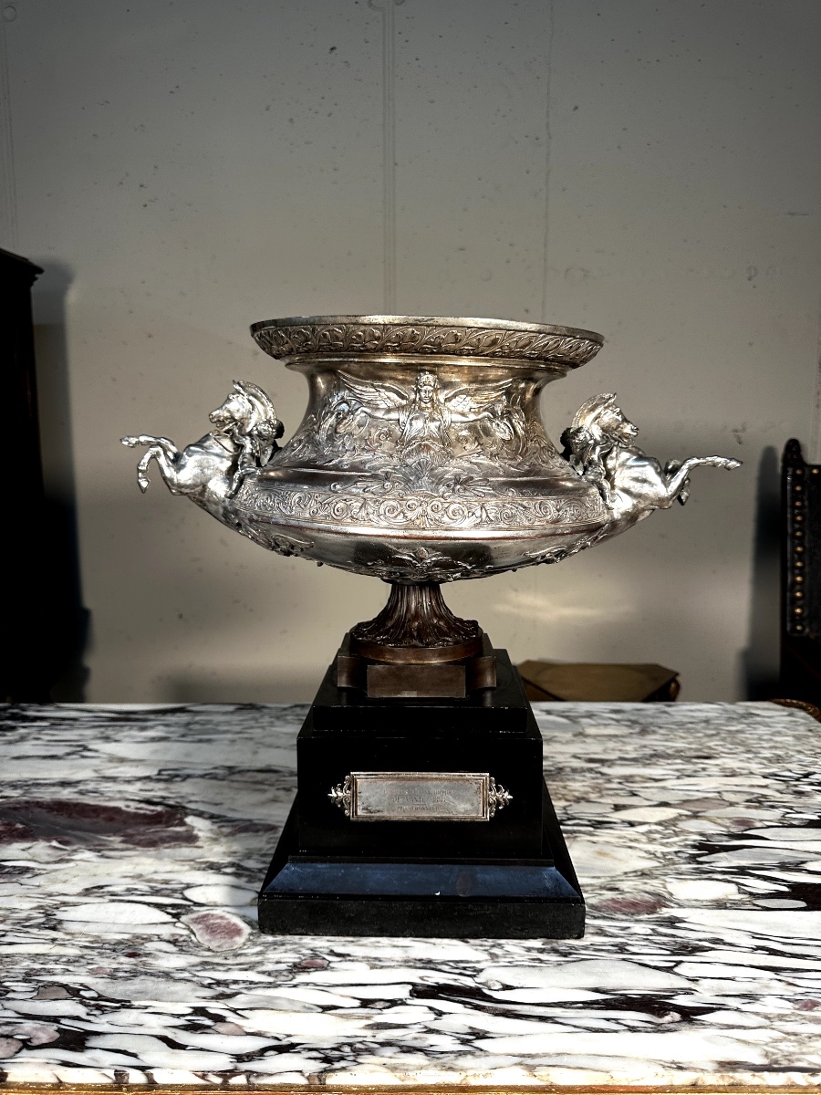 Coupe d’Honneur Monumentale en bronze Argenté – Frères Fannière