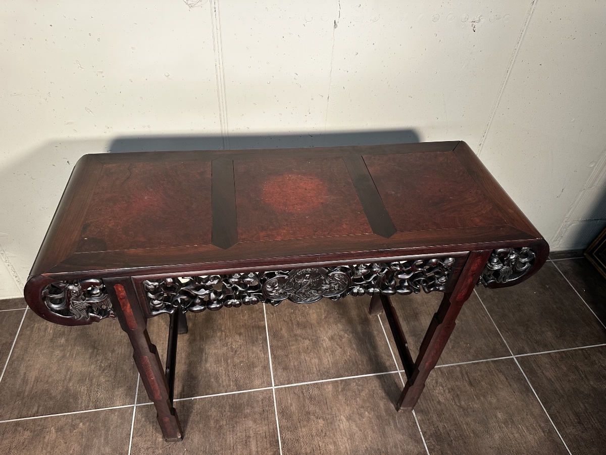 Antique Chinese Console Table In Richly Carved And Pierced Precious Wood – Qing Style-photo-3