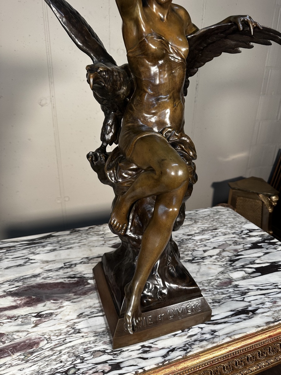 Sculpture en bronze « Génie et Lumière » – Émile Picault-photo-2