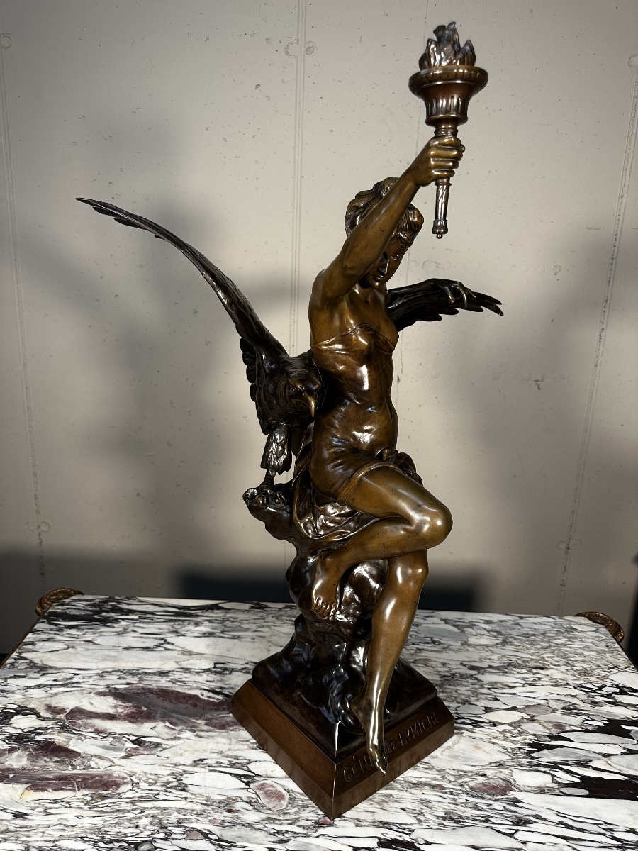 Sculpture en bronze « Génie et Lumière » – Émile Picault-photo-7