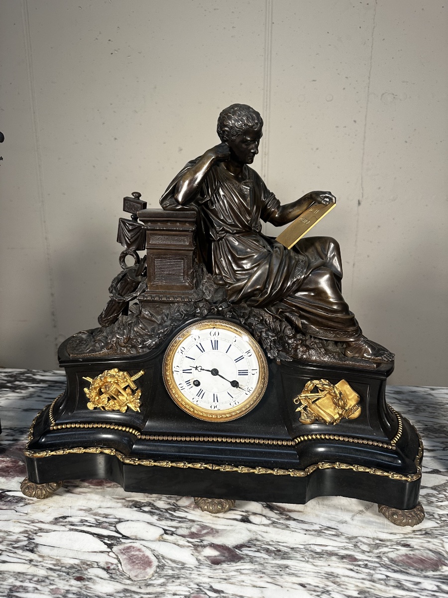 Napoleon III-style Clock Set, In Black Marble And Bronze-photo-2
