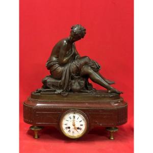 Mantel Clock In Cherry Marble And Bronze