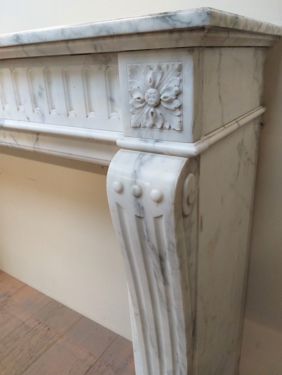 Cheminée Louis XVI style en Carrara Marbre-photo-2