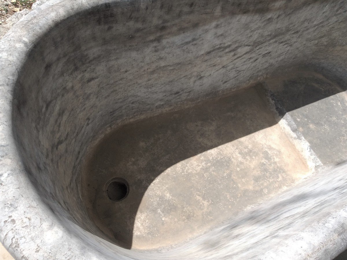  Bathtub, Made Out Of One Bloc Carrara Marble, Ca.1800-1825-photo-1