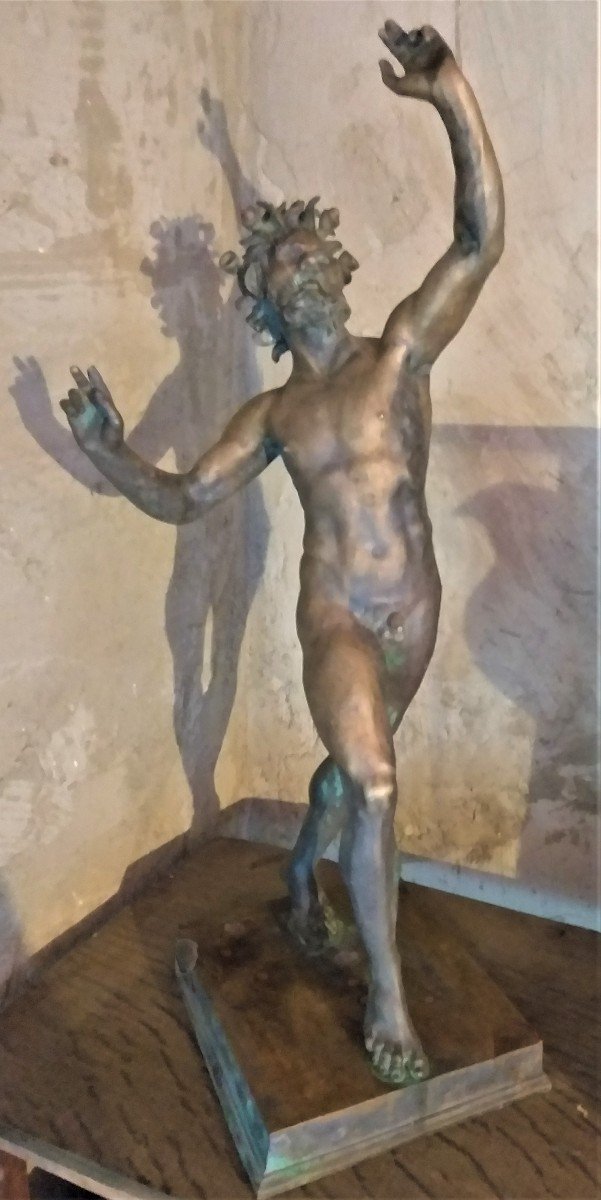 Sculptere en Bronze 'Faune de Pompéi'  Fin XIX ème
