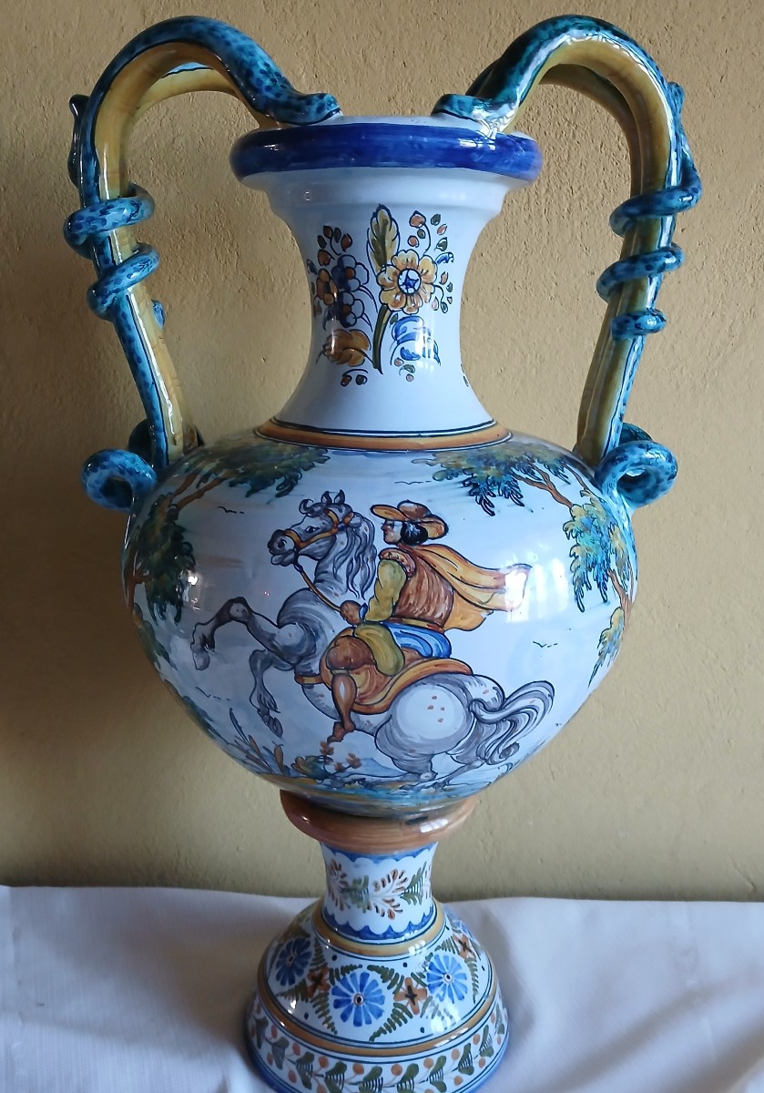 Talavera Majolica Vase Spain, Ca.1900-1925