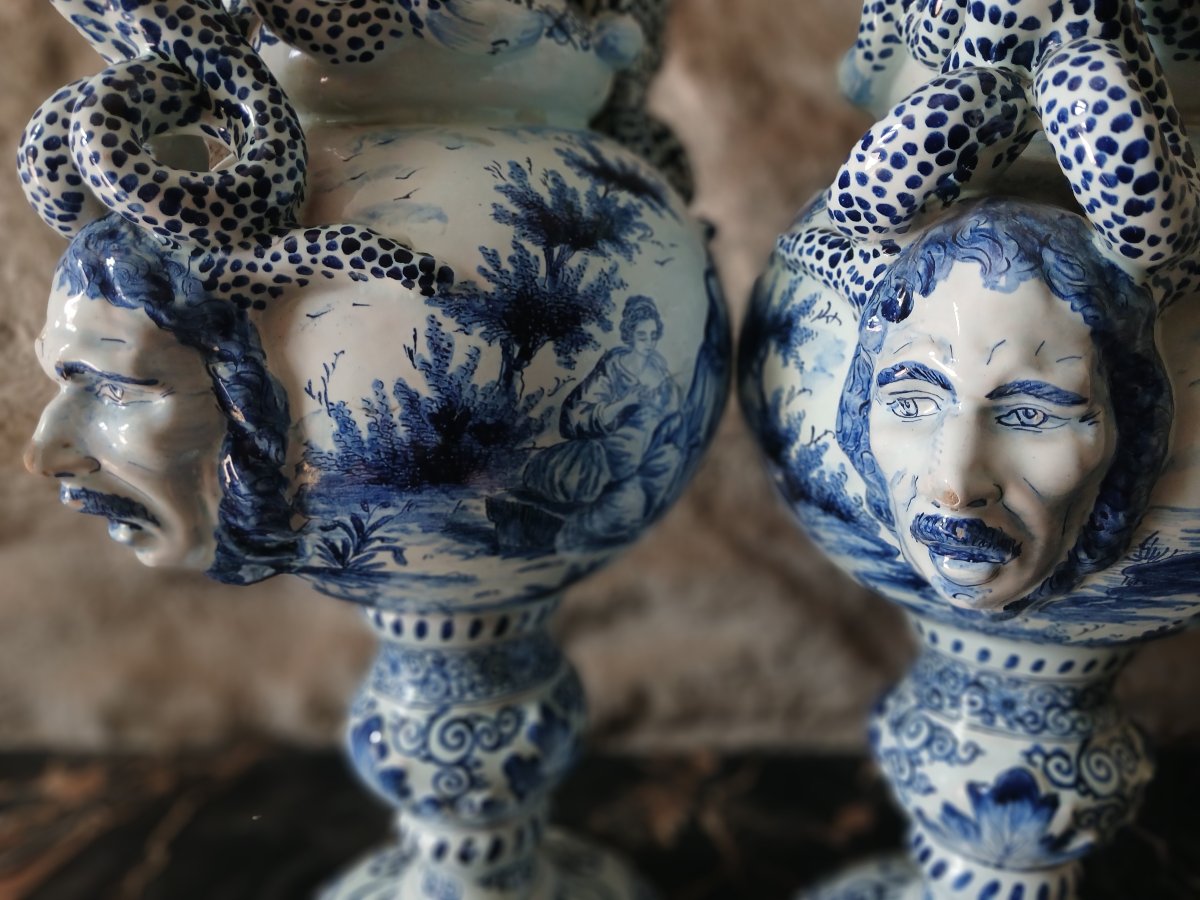 Paire Originale de Vases Delft-photo-3