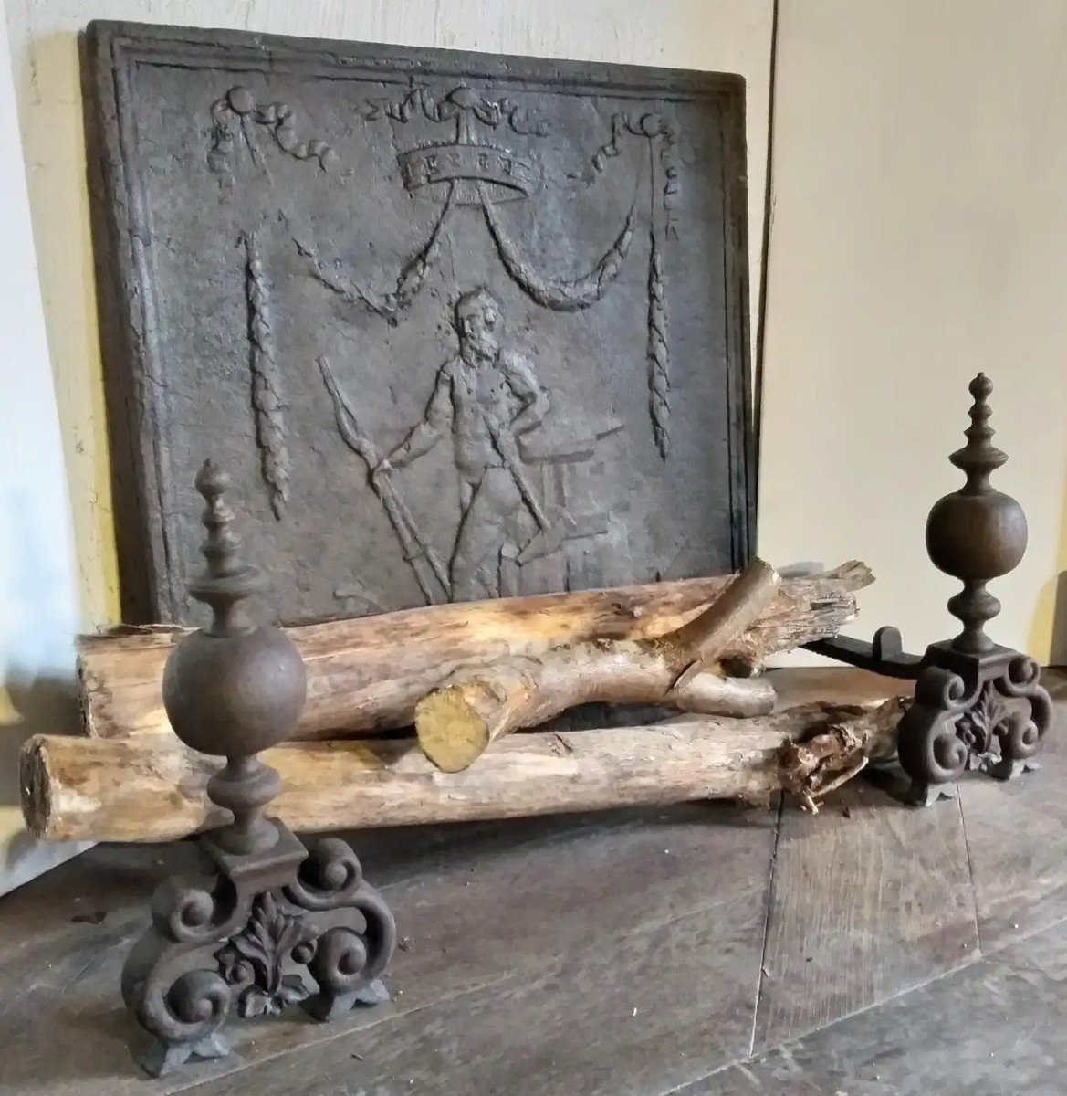 Cheminée 18ème siècle Noir de Mazy et Saint Rémy marbre-photo-1
