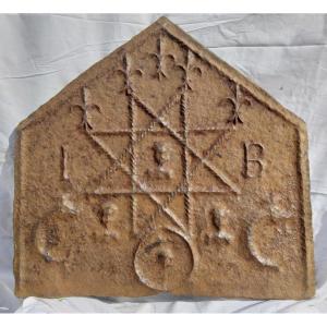 Fireback In Cast-iron Gothic Coat Of Arms