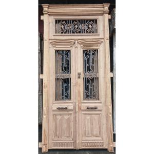 An Imposing Doorset, Sturdy And Highly Decorative.