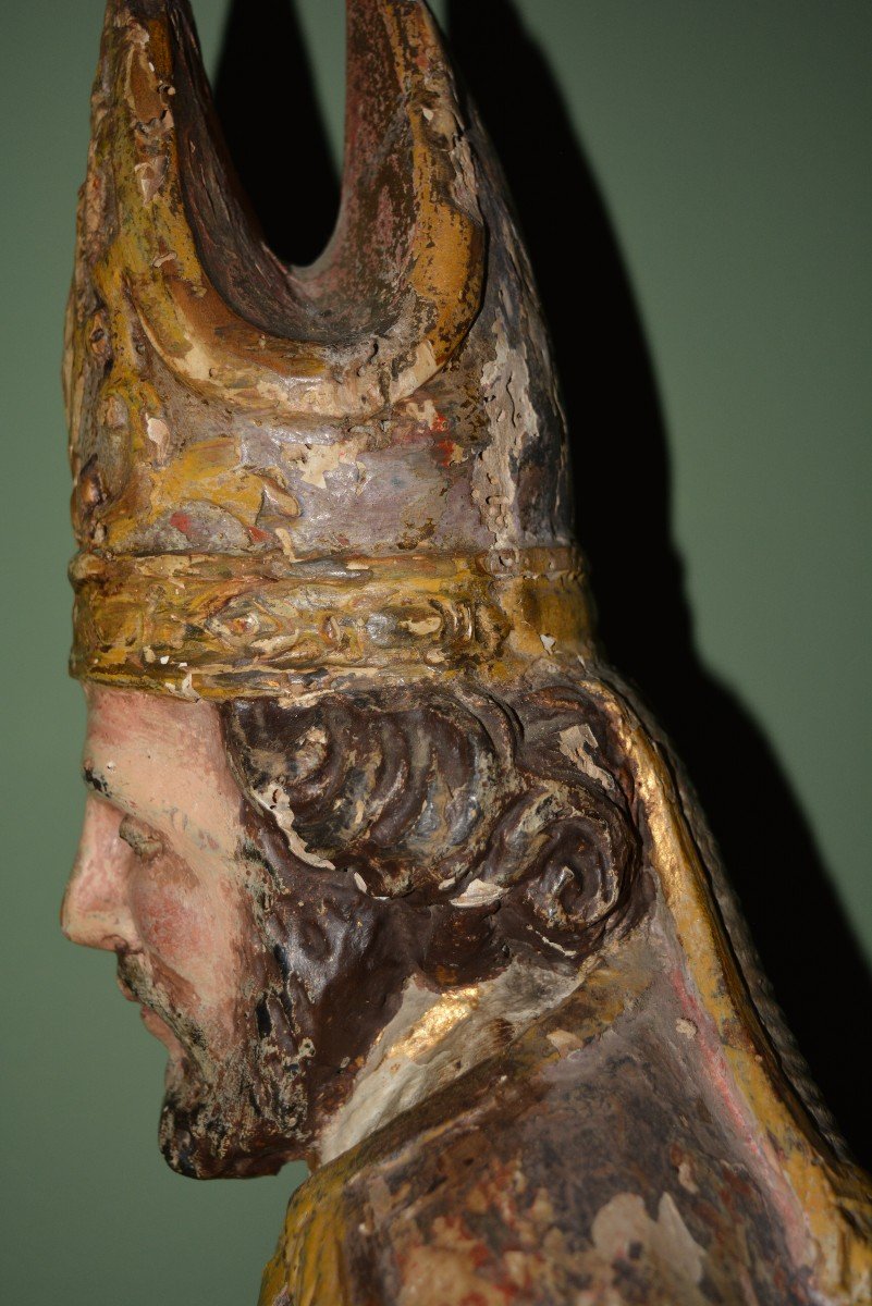 Mid-18th Century Wooden Bishop Figure-photo-1