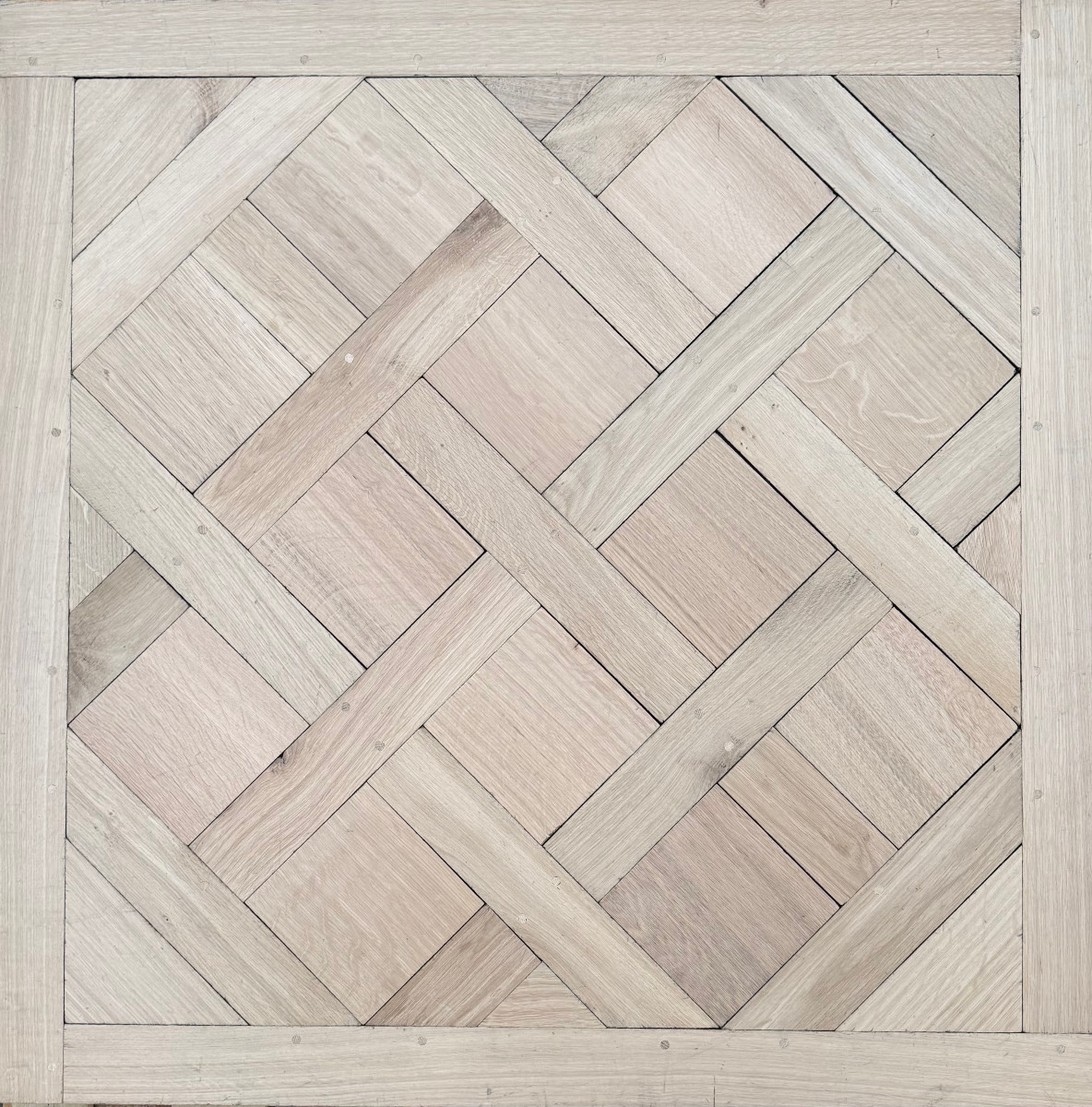 Versailles Panels 24/p