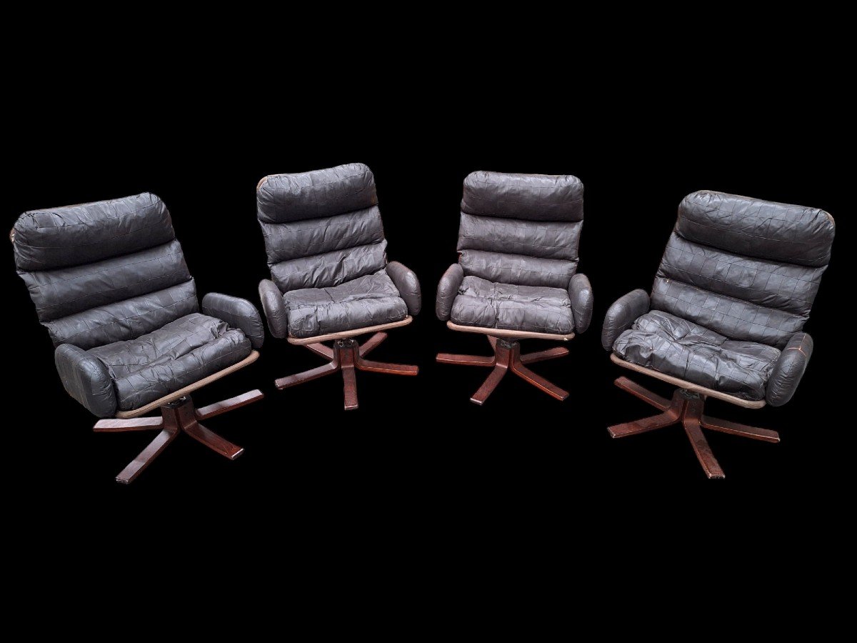 4 Fauteuils Vintage Scandinaves.