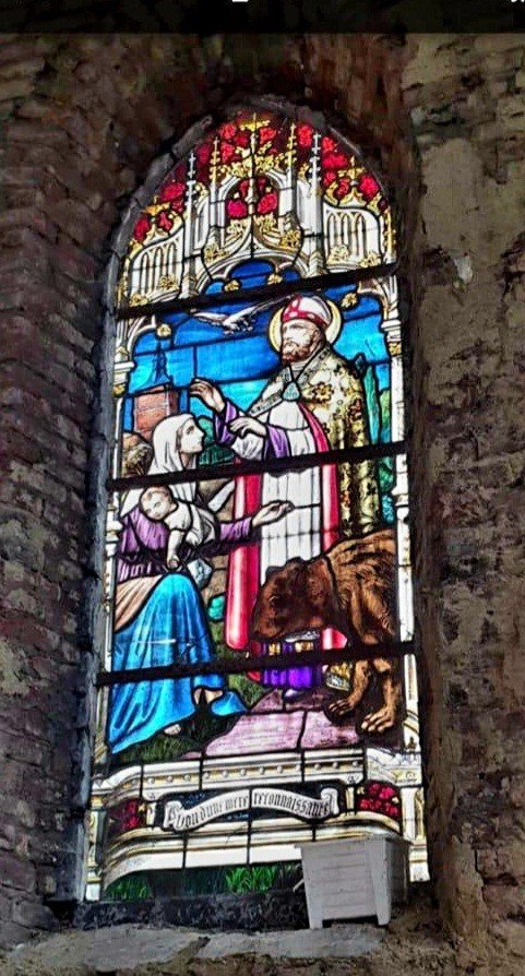 A Beautiful Suite Of 11 Church Stained Glass Windows -photo-4