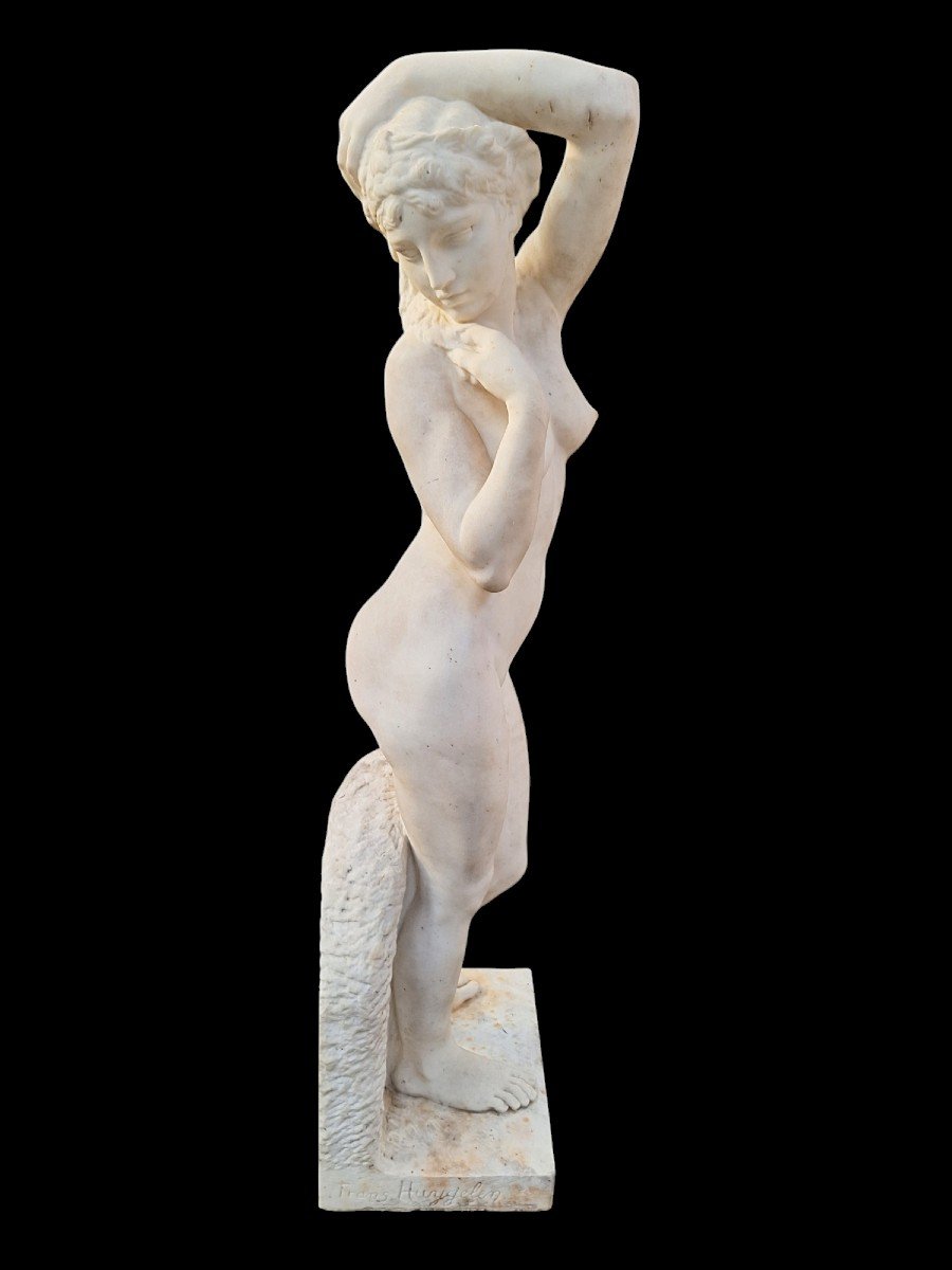 Sculpture En Marbre De Frans Huygelen