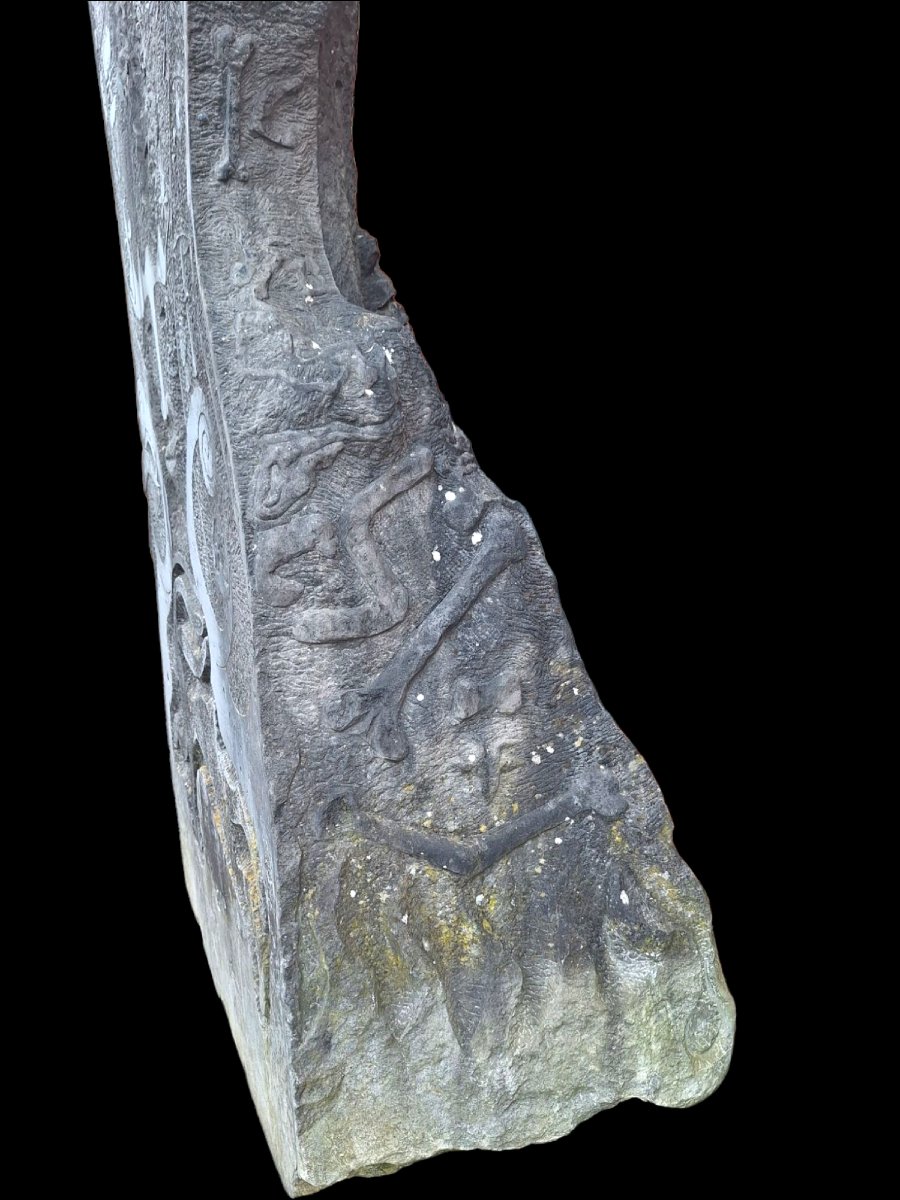 Garden Sculpture -photo-1