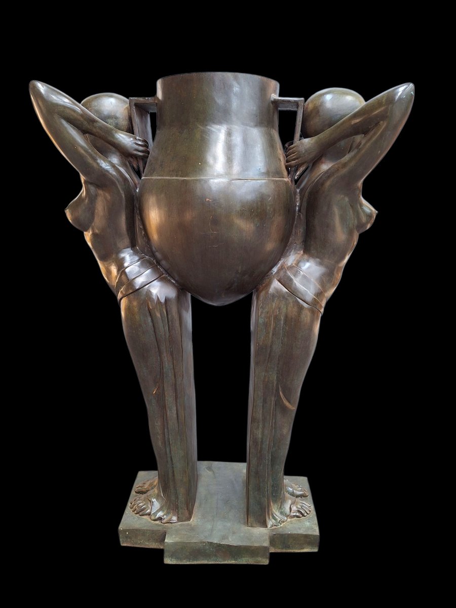Solid Bronze Planter.-photo-2