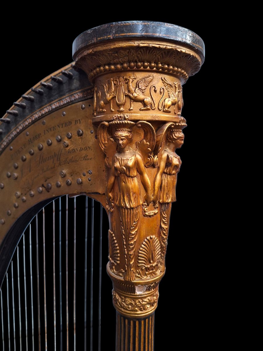 Une belle Harpe Grecque.-photo-1