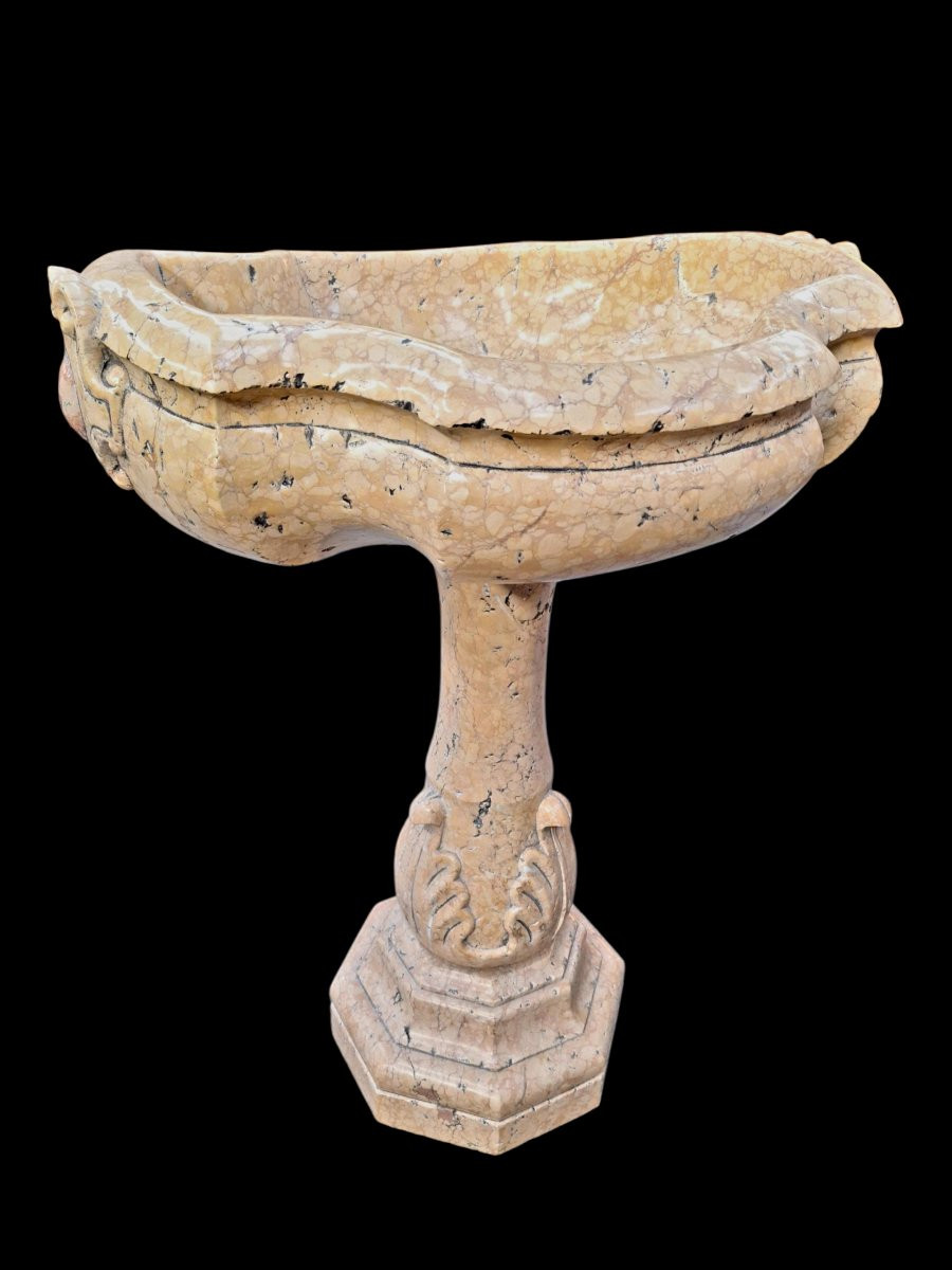 Marble Baptismal Font-photo-4
