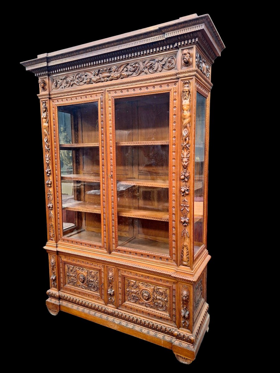 Vitrine en noyer sculpté -photo-2