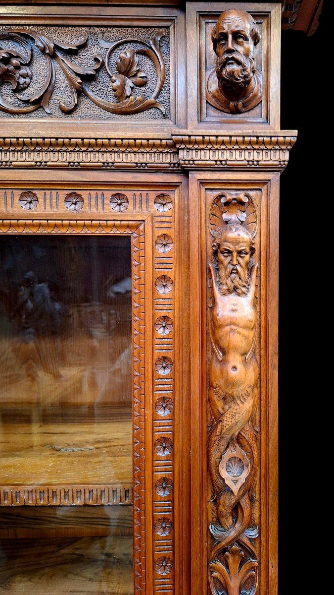 Vitrine en noyer sculpté -photo-2
