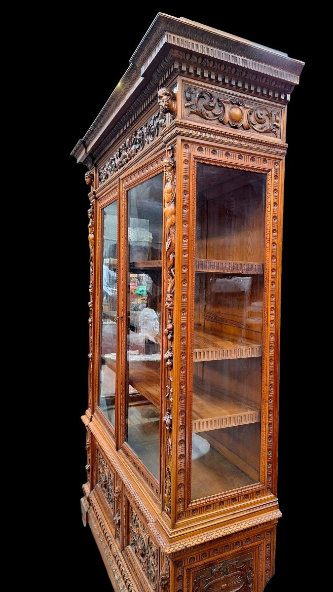 Vitrine en noyer sculpté -photo-7