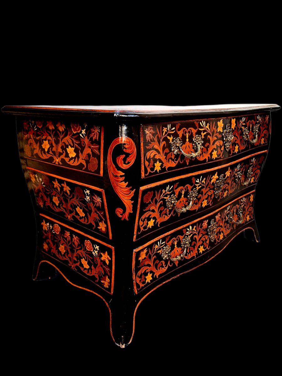 17th Century Chest Of Drawers  -photo-2