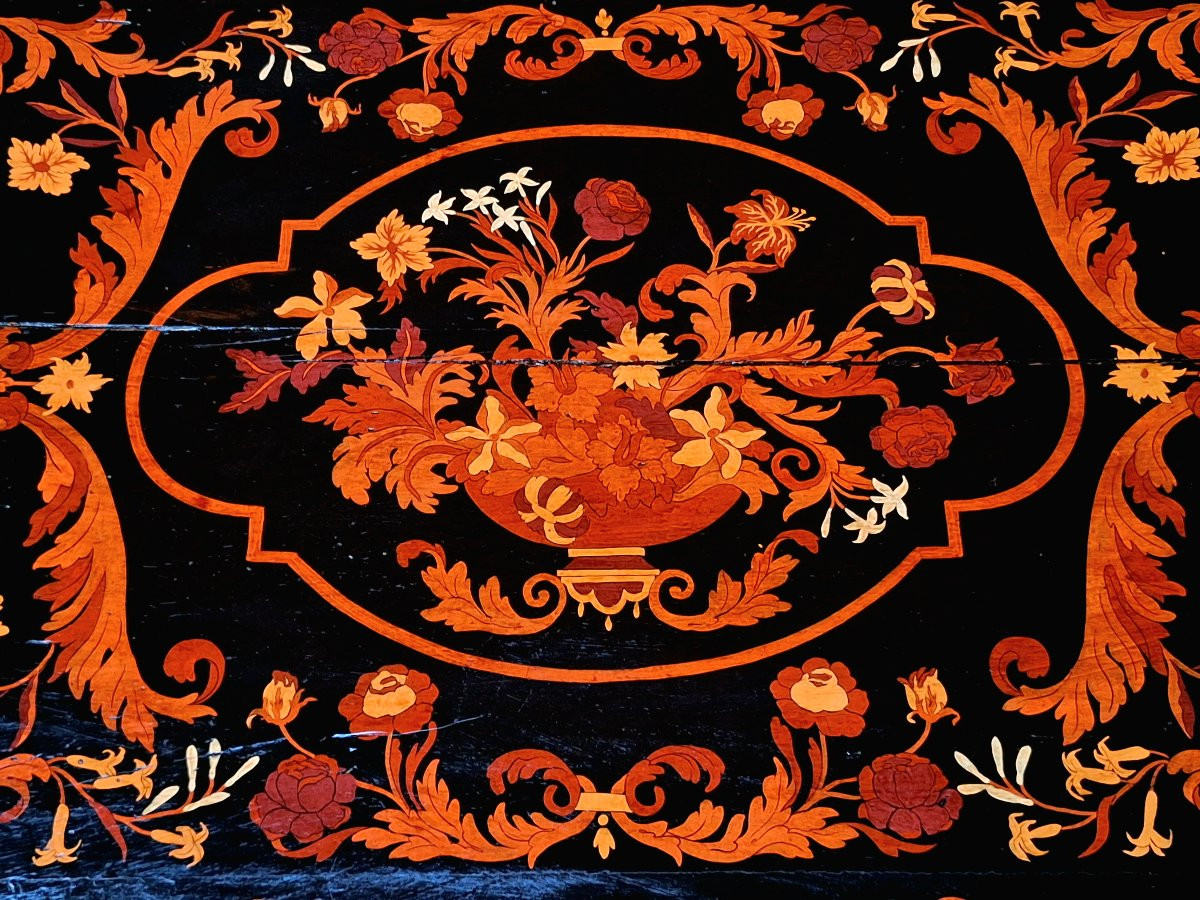 17th Century Chest Of Drawers  -photo-4