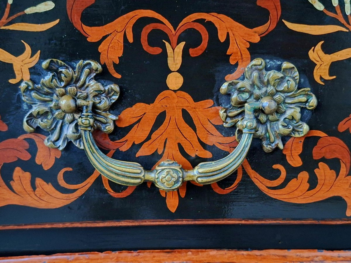 17th Century Chest Of Drawers  -photo-5