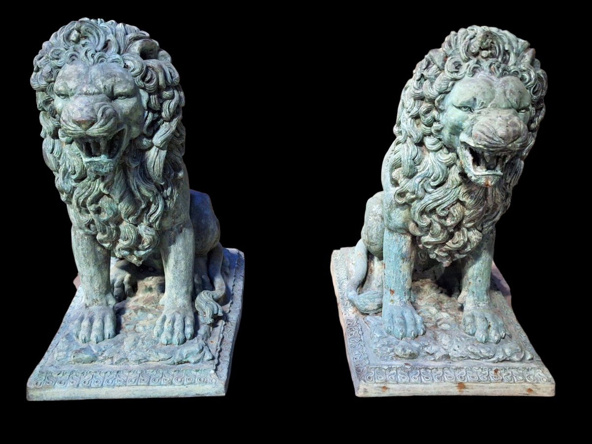 Paire de lions en bronze-photo-2