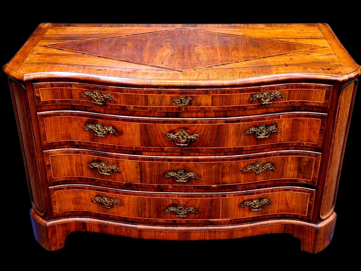 Walnut Chest Of Drawers -photo-2