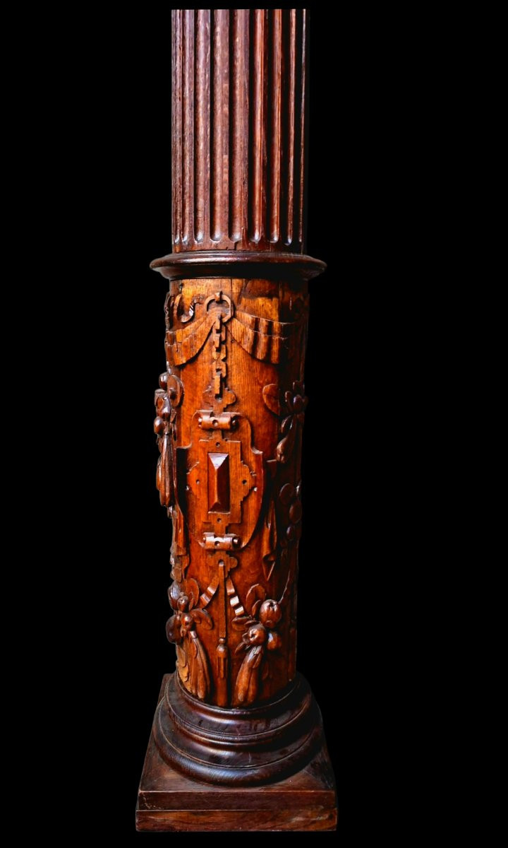 Un paire des colonnes sculpté -photo-2