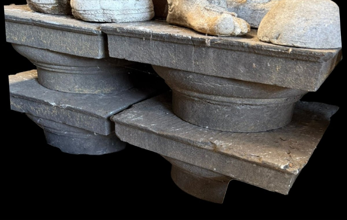 4 colonnes  en pierre bleue de Hainaut -photo-4