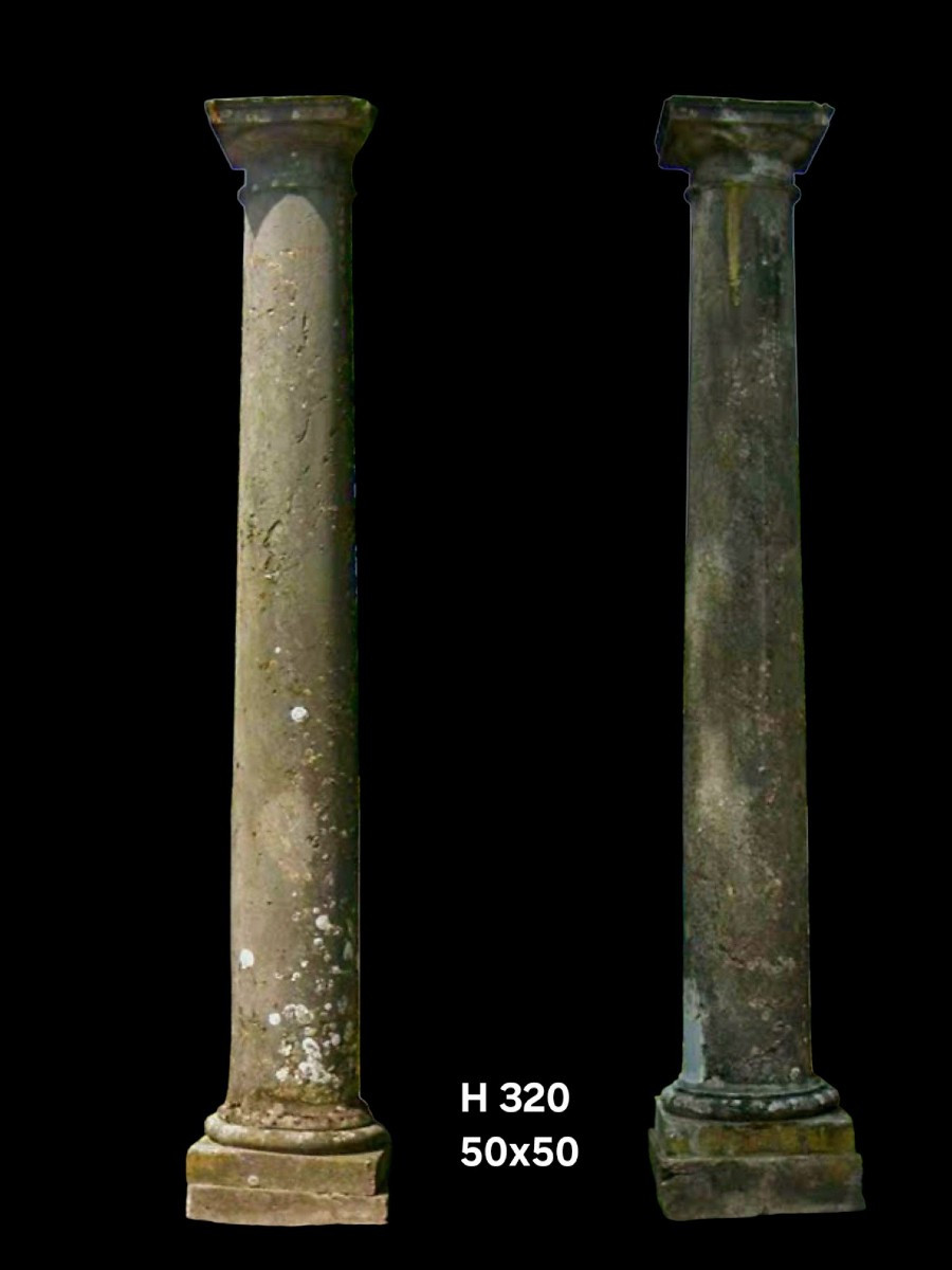 4 colonnes  en pierre bleue de Hainaut 