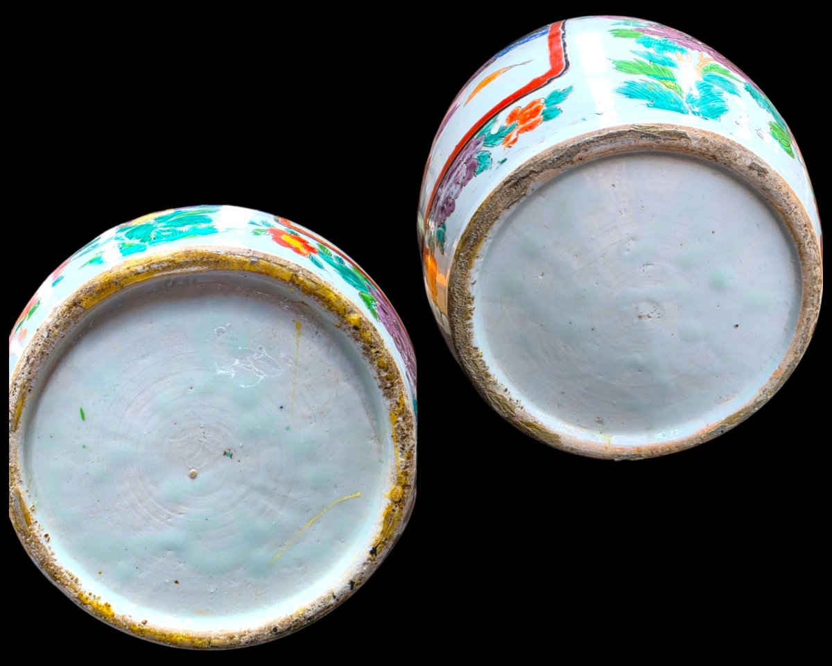 A Pair Of Japanese Imari Vases -photo-2