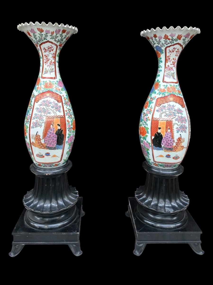 A Pair Of Japanese Imari Vases 