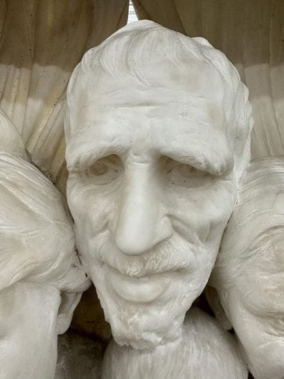 Sculpture  "La Victoire"-photo-4