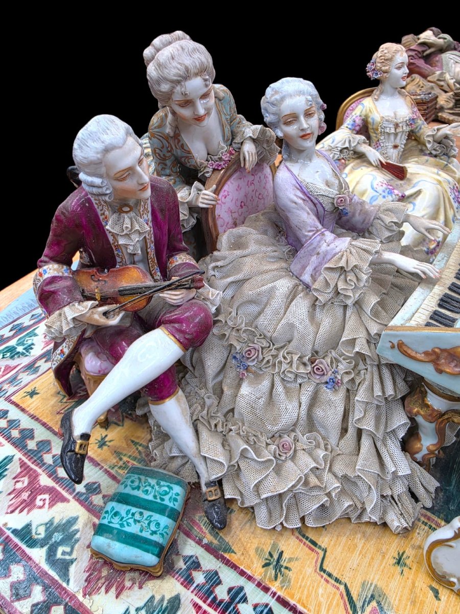 Groupe en porcelaine -photo-2