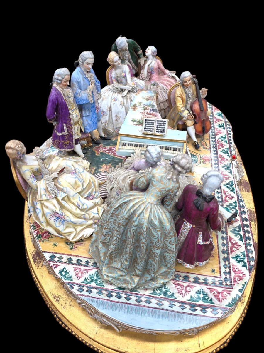 Groupe en porcelaine -photo-7