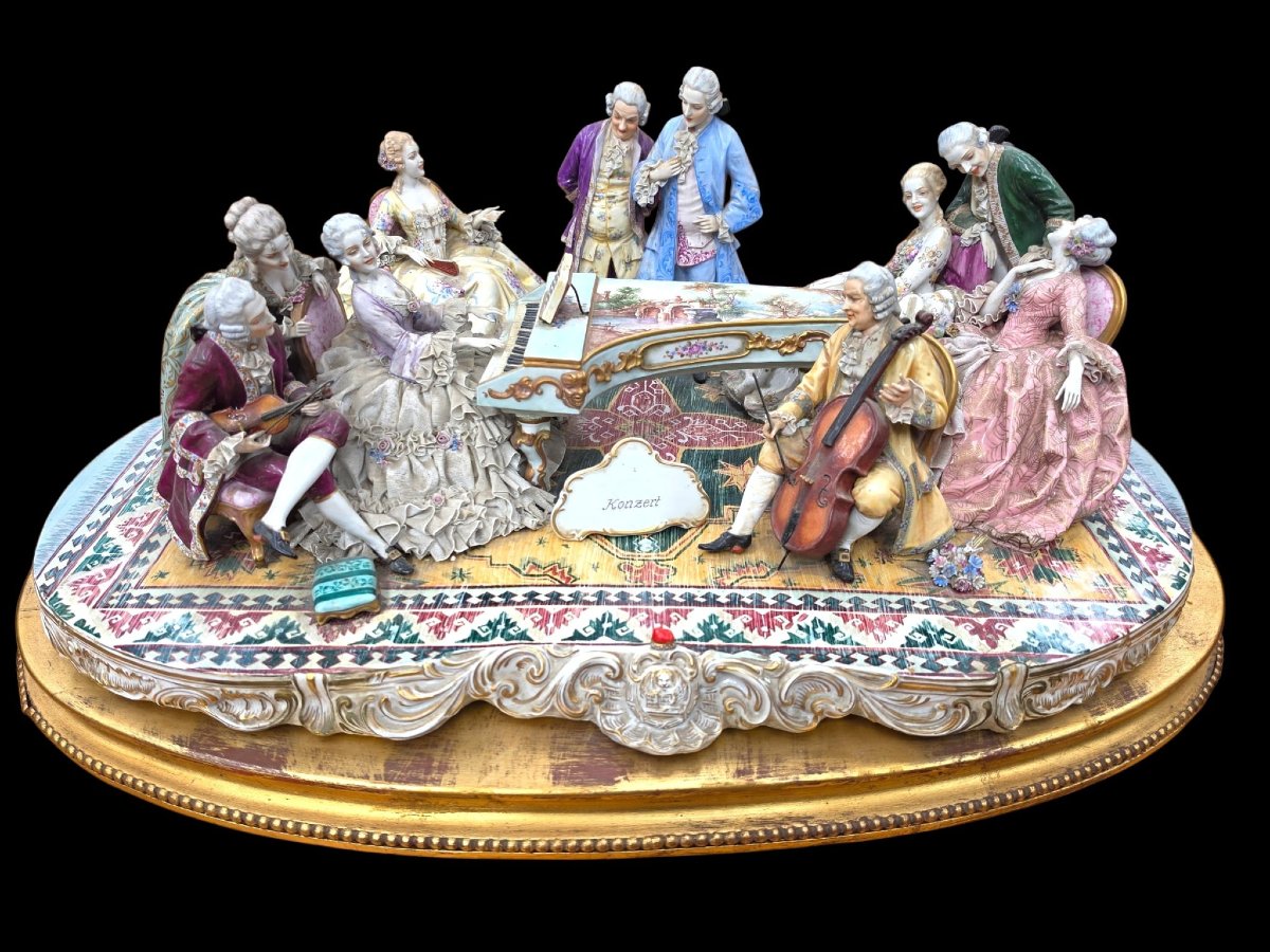 Groupe en porcelaine 