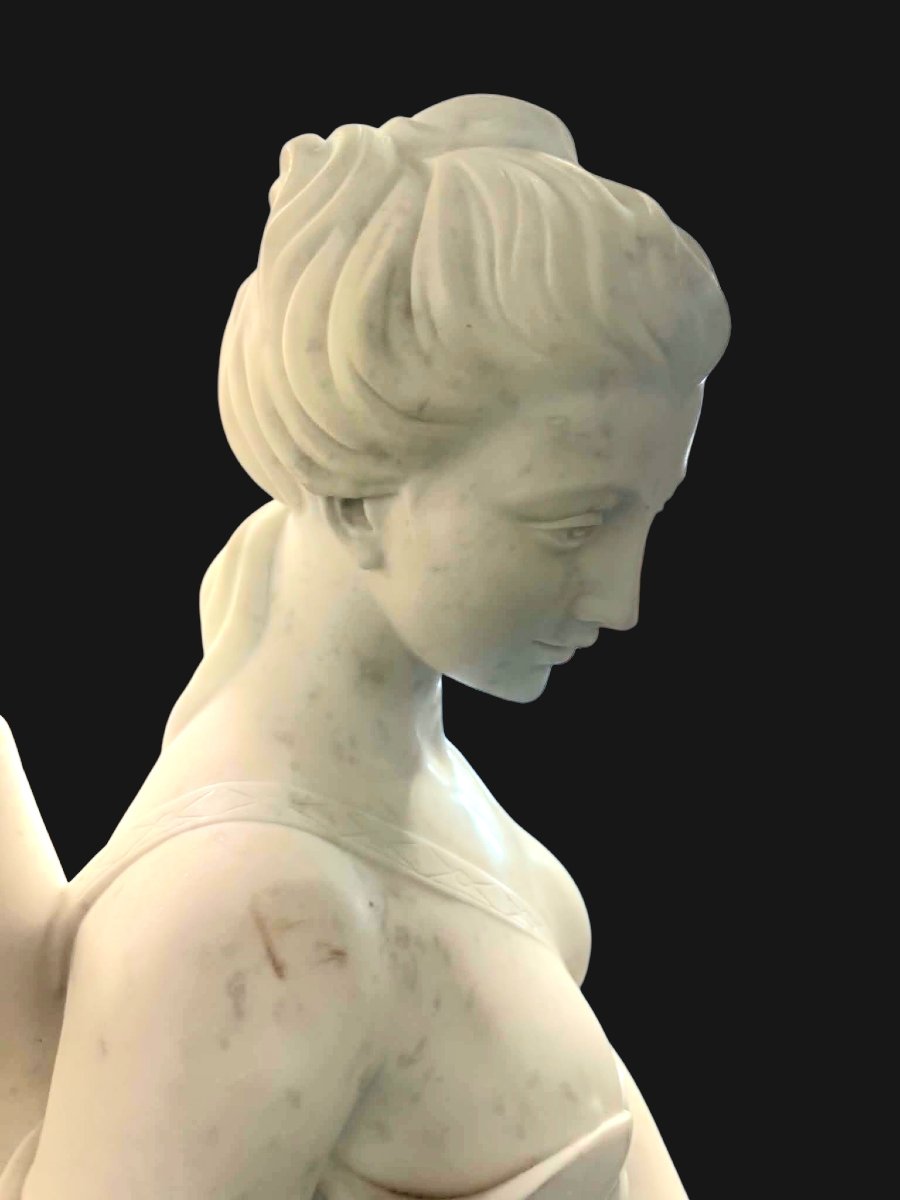 Paire de statues en marbre blanc de carrare.-photo-2